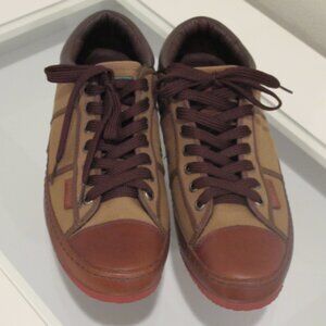 Lacoste Men brown sneakers US 11